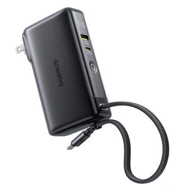 Baseus Nomos NT11 Omni 10000mAh 3v1 power bank és fali töltő - beépített USB-C kábel, QC 67W, digitális kijelző - fekete