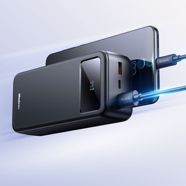 Mcdodo MC-4240 22.5W power bank - 30000mAh LED kijelzővel, Type-C és 2x USB-A kimenettel - fekete