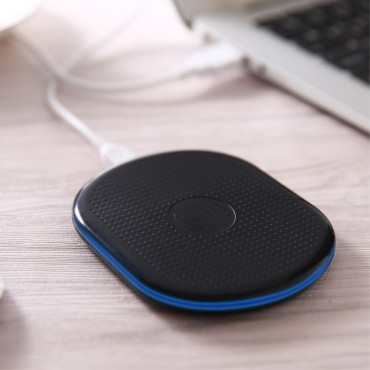 Vezeték nélküli töltőállomás "Mat" minden QI támogatott mobilkészülékhez - fekete