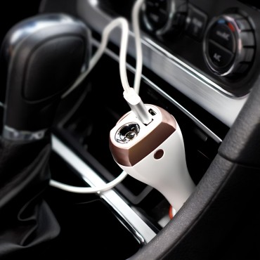 Multifunkciós autós töltő "React 71" - 7in1 autós töltől, amely megmentheti az életed - fehér