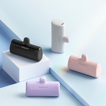 Mini power bank PocketCharge: hordozható rúzs méretű akkumulátor USB-C, Lightning vagy Micro USB csatlakozóval - 4500 mAh Mini power bank PocketCharge: hordozható rúzs méretű akkumulátor USB-C, Lightning vagy Micro USB csatlakozóval - 4500 mAh