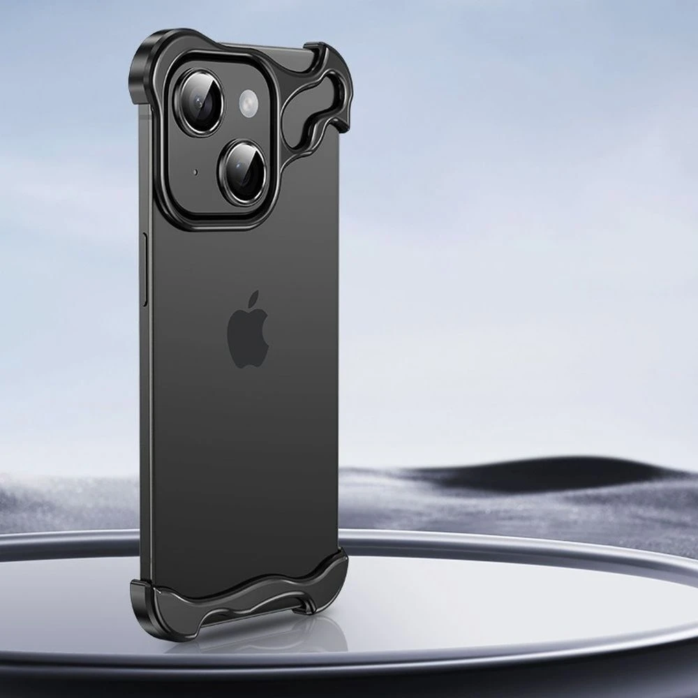 Minimalista tok "Naked Metal" alumínium sarokvédelemmel és hátsó kamera üvegfóliával iPhone 13 készülékekhez - onyx black
